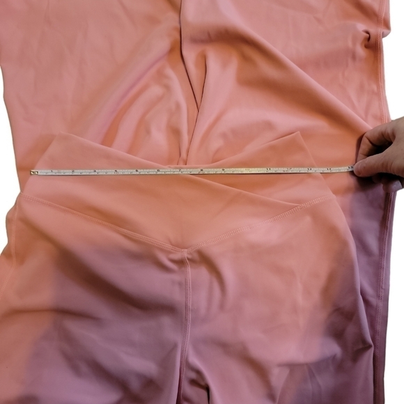 Rose colored lounge pants size medium NWOT - Picture 4 of 10